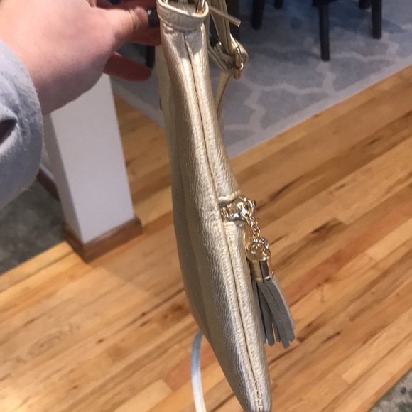 Gold crossbody bag - Picture 11 of 16